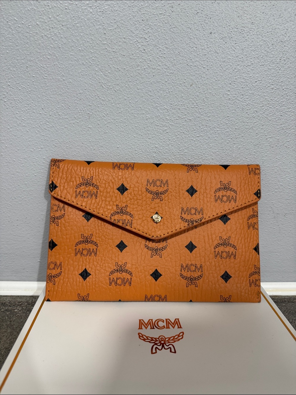BRAND NEW MCM Cognac Logo Envelope Clutch GWP gift with purchase item. - Picture 3 of 8